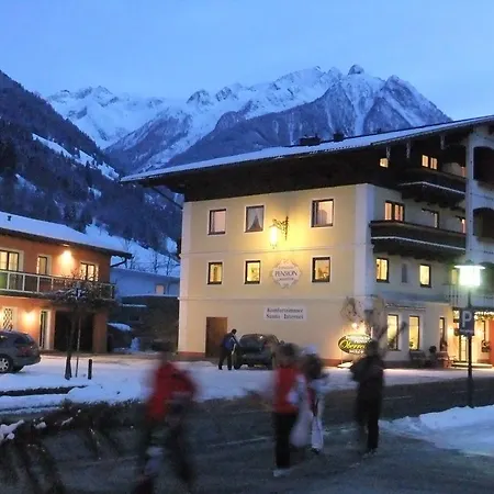 Resi Im Zentrum Apartman