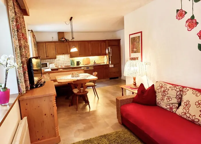 Resi Im Zentrum Διαμέρισμα *